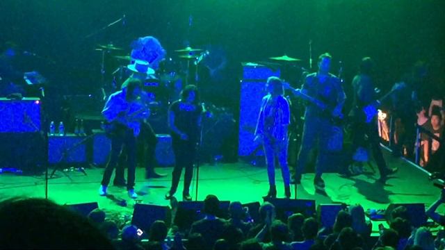 Petty Fest ~ Norah Jones & Kristen Wiig ~ How It Feels/Time to Move On ~ Fonda Theatre ~ 9/13/16 смотреть онлайн
