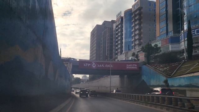 Addis Ababa 4K, Bole, African Avenue Area смотреть онлайн