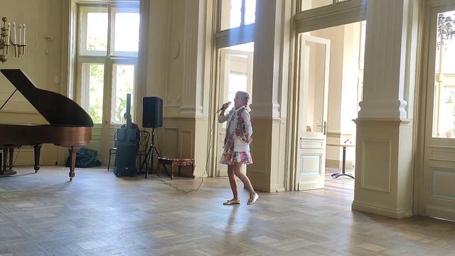 "Пісня на добро" Слова: Юрій Рибчинський. Музика: Іван Карабиць. Виконує: Крістіна Сікало - 12 рокі смотреть онлайн