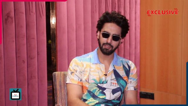 Rohit Purohit ने Ankita-Vicky के रिश्ते पर कही ऐसी बात,Munawar का नहीं है कोई Game смотреть онлайн