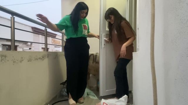 EVİMİZE GELEN MİSAFİR PART 1 😂😂 смотреть онлайн