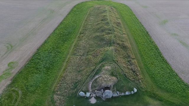 West Kennet Long Barrow, Avebury смотреть онлайн