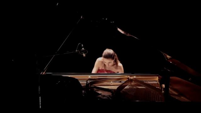 Valeria Vetruccio interpreta Gershwin\Wild - Summertime смотреть онлайн