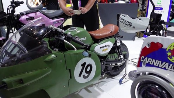 Мотоциклы в Китае, Чунцин. Часть 3. Выставка CIMA. Мотоциклы QJMOTOR, XIANGSHUAI, YINGANG.