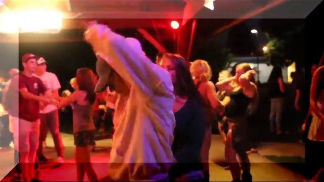 What is Country Swing Dancing V1 смотреть онлайн