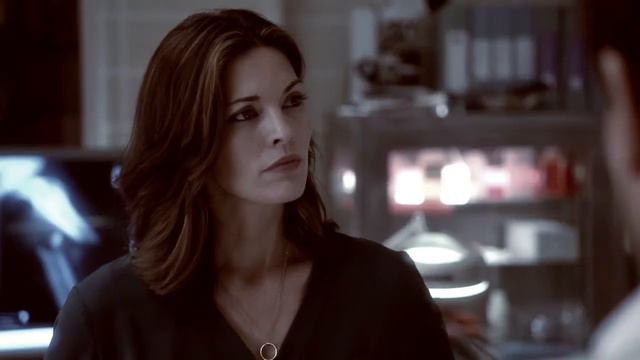 Beautiful Alana De La Garza - Forever TV Show смотреть онлайн