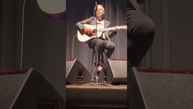 Justin Furstenfeld From Blue October Live 12-6-22