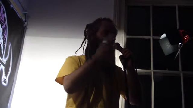 Henry Bowers 'Take Me to Your Leader' смотреть онлайн