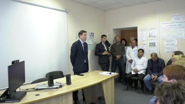 Встреча Александром Аксёненко с медработниками смотреть онлайн