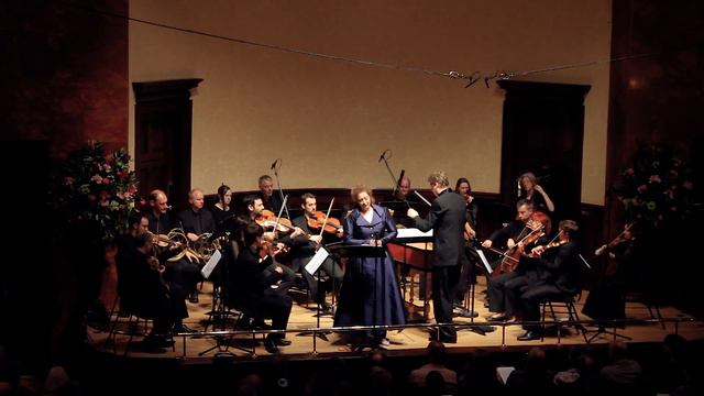 Ann Hallenberg sings "Il tenero momento" from Mozart's Lucio Silla with Ian Page and The Mozartists смотреть онлайн