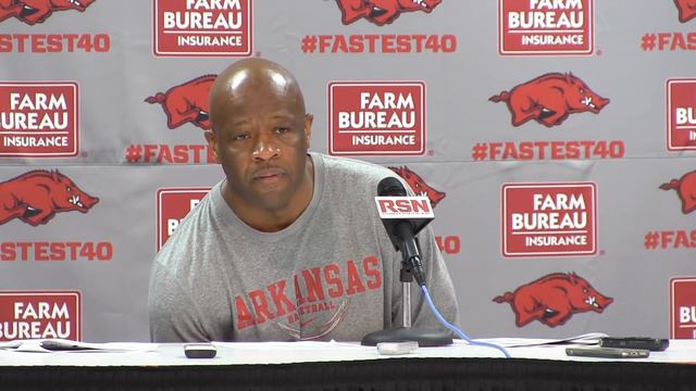 Mike Anderson recaps Florida, previews LSU смотреть онлайн