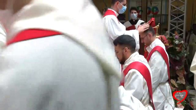 Ordinazioni Presbiterali di don Domenico Evangelista, don Michele Leonetti e don Alessandro Tesse смотреть онлайн