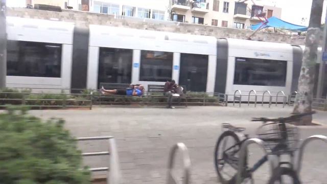 Подземная станция метро-трамвая в Тель Авиве.Едем в Бат Ям.