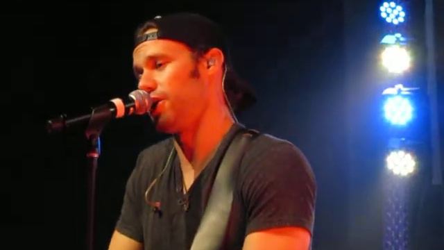 Chad Brownlee - Wagon Wheel - Boys of Fall Tour - Kamloops - November 30, 2012 смотреть онлайн