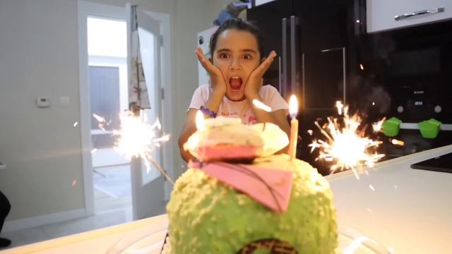 Saliha Hafsa Için Bir Süpriz Hazırlıyor