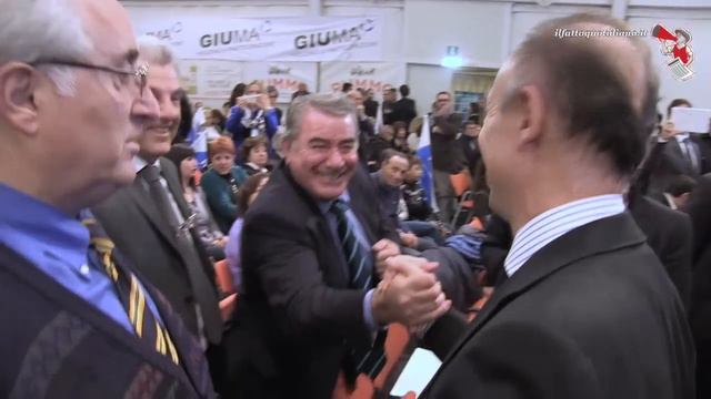 Chianciano, parte la corsa di Samorì смотреть онлайн