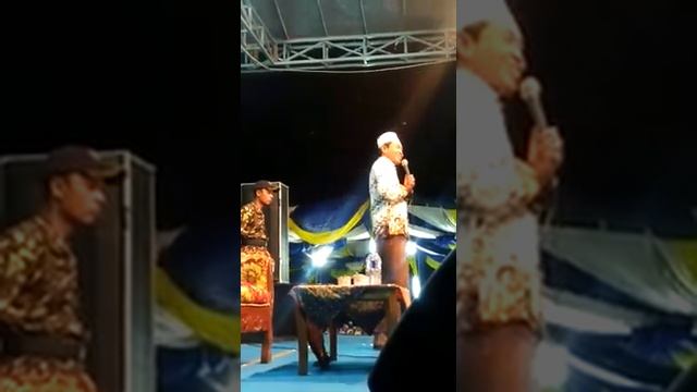 KH. Anwar Zahid Di Blimbingsari, Sooko, Mojokerto