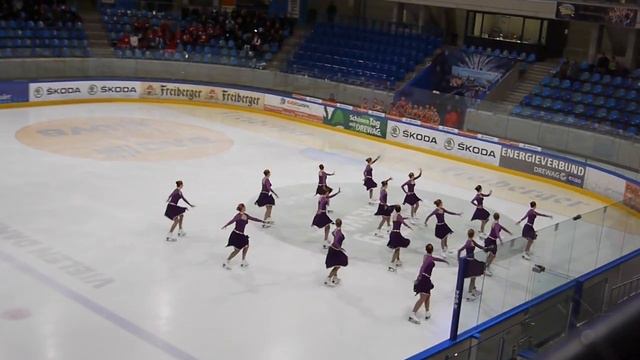 DM Dresden 2012: Saxony Ice Pearls Junior Kurzprogramm смотреть онлайн