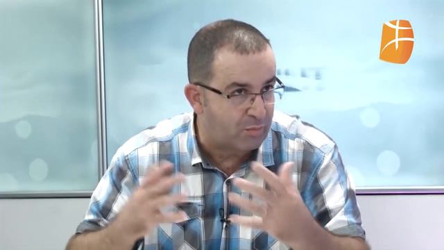 Timlilit avec le sociologue et chercheur Karim Khaled sur Berbère Télévision смотреть онлайн