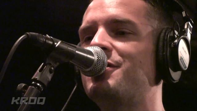 Brandon Flowers - "Hard Enough" Live At KROQ смотреть онлайн