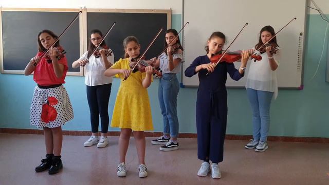 Junior ensemble Bovio смотреть онлайн