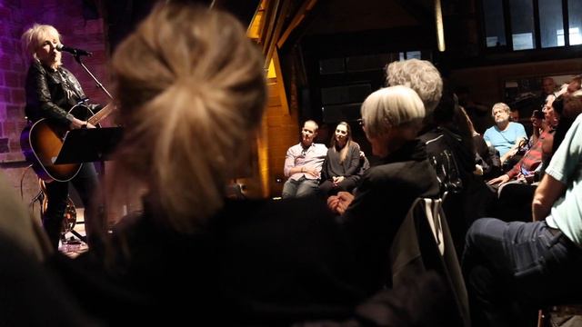 Danny Clinch presents Lucinda Williams LIVE at Fotografiska смотреть онлайн