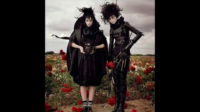 Хэллоуин на снимках известных фотографов смотреть онлайн