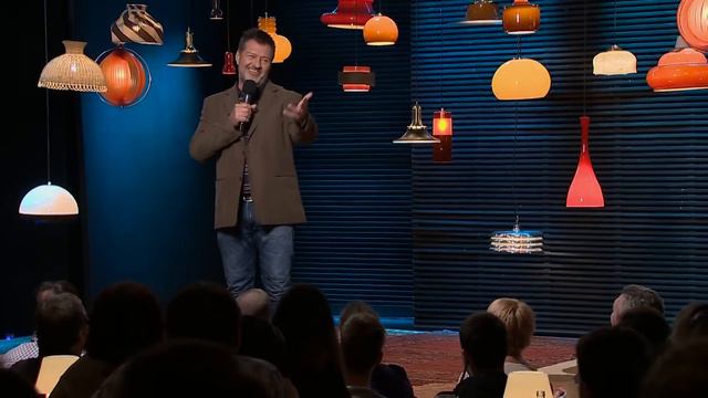 A Humorkabaré visszatér 2. | Hadházi László önálló estje | Dumaszínház смотреть онлайн