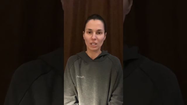 Телеведущая Маша Ефросинина обращается к россиянам: "Выходите!" смотреть онлайн