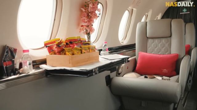 She owns 11 private planes смотреть онлайн