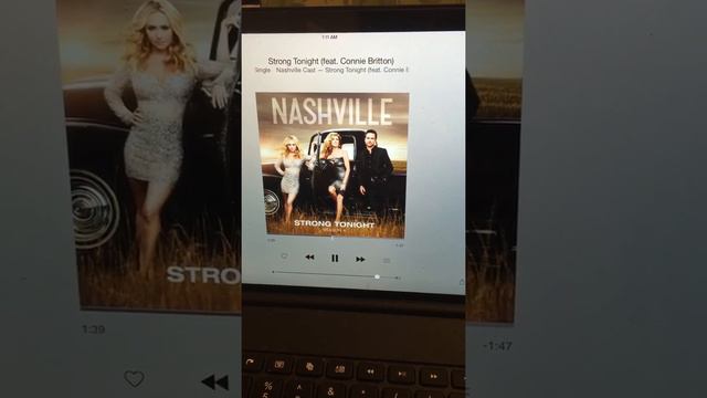 Connie Britton "strong tonight" смотреть онлайн