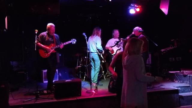 05 01 18 "Shaky Ground" Robert Carson (by Eddie Hazel & Jeffrey Bowen) VID 20180501 211152301 смотреть онлайн