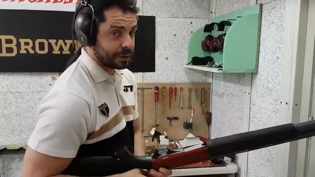 Arma Do Dia... SX3 Raniero Testa.