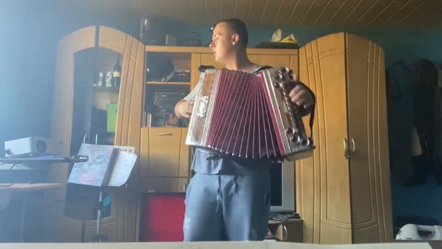 Menzlwichzl Polka смотреть онлайн