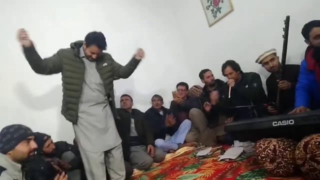 Zafar hayat Latest khowar song/new year program booni смотреть онлайн
