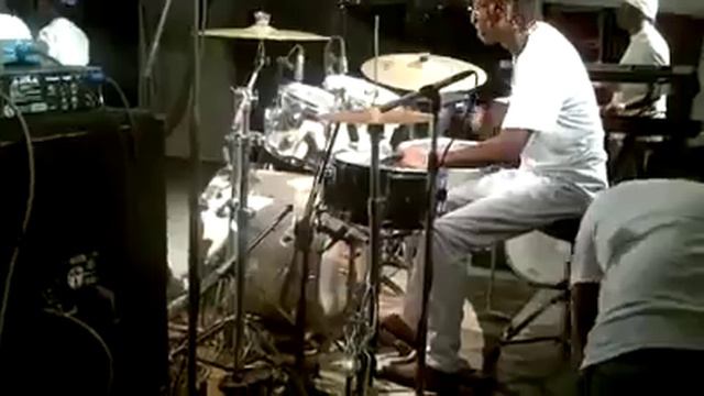 Mento drummer смотреть онлайн