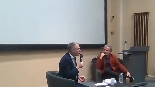 Conférence De Marc-André Selosse 