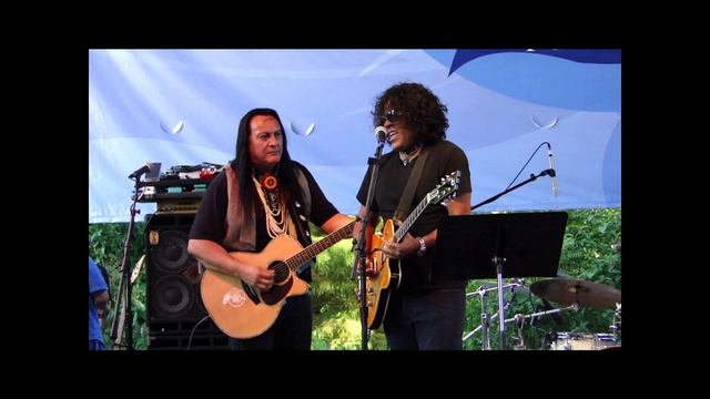 Tributo a Jimi Hendrix "Little Wing" by Bill Miller and Stevie Salas смотреть онлайн