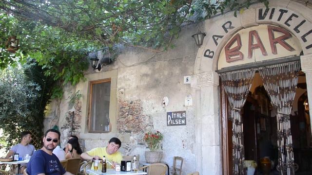 Savoca, Sicilia, Mario y Guille смотреть онлайн