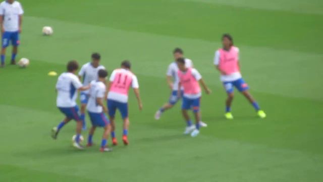 元日本代表メンバーの共演 さがみはらドリームマッチ試合前のパス練習