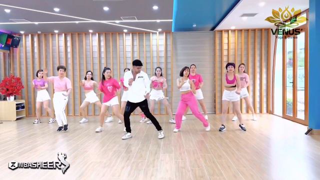 Making my way - sontung mtp | Zumba pop mix choreography by basheer смотреть онлайн
