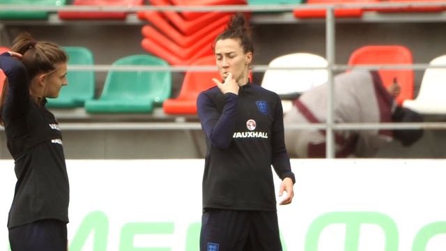 Women's Football | FC Barcelona Sign England Full-back Lucy Bronze.