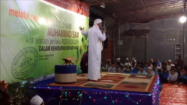 Ustadz Arif Budiman dan Ali Zaenal - Tausiah Maulid Nabi - Masih Dunia Lain bagian 1 смотреть онлайн