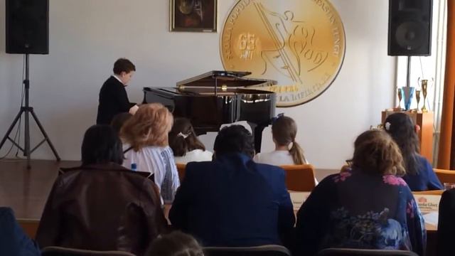 Luca Marin La ,, Virtuozii