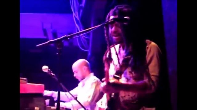 TONY ALLEN - Drum & Bass Solo - Live In Der Fabrik, Hamburg 2009