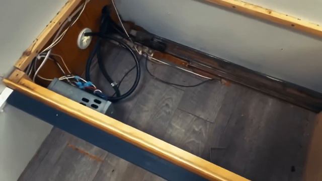 I bought a $350 Camper off of Facebook Marketplace смотреть онлайн