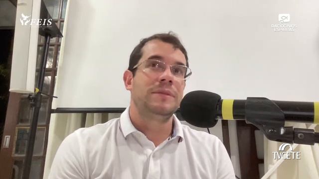 Estudo do Evangelho | A reencarnação fortalece os laços de família (Flávio Santos) смотреть онлайн