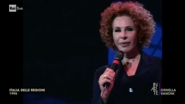 Ornella Vanoni - Rossetto E Cioccolato (Clip Ufficiale 1996)