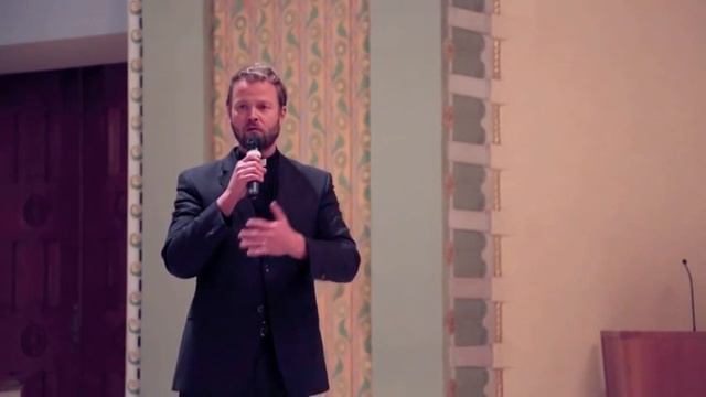 Jari Sarasvuo täytti Kallion kirkon смотреть онлайн