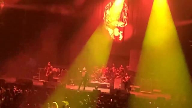 Phil Anselmo - Fucking Hostile смотреть онлайн